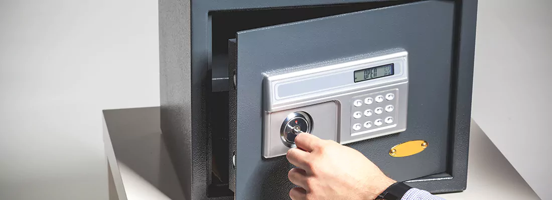 Safe Opening Repair in Tampa